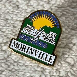 5/$35 Vintage Morinville Alberta Enamel Souvenir Pin